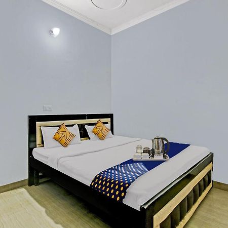 Spot On Shree Naman Guest House Сонипат Екстериор снимка