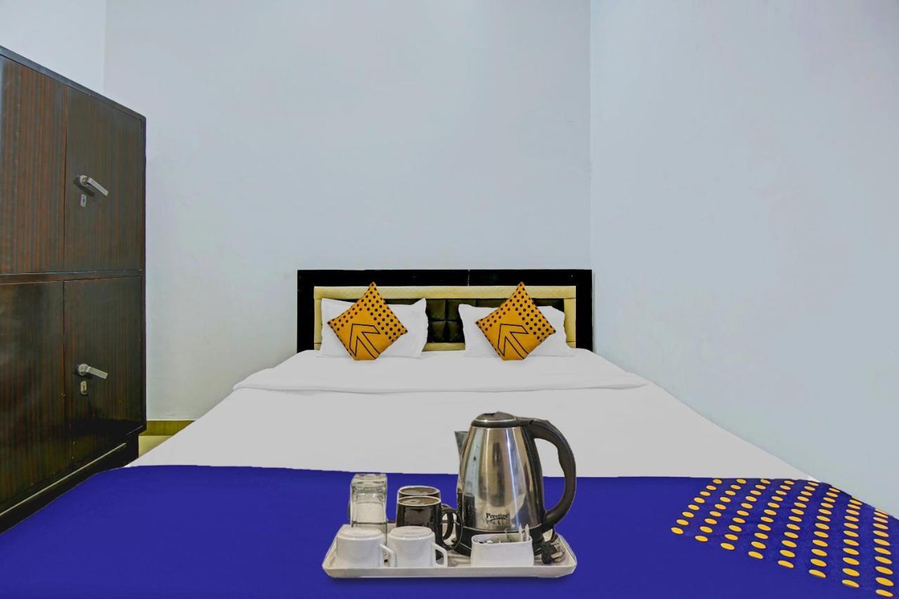 Spot On Shree Naman Guest House Сонипат Екстериор снимка