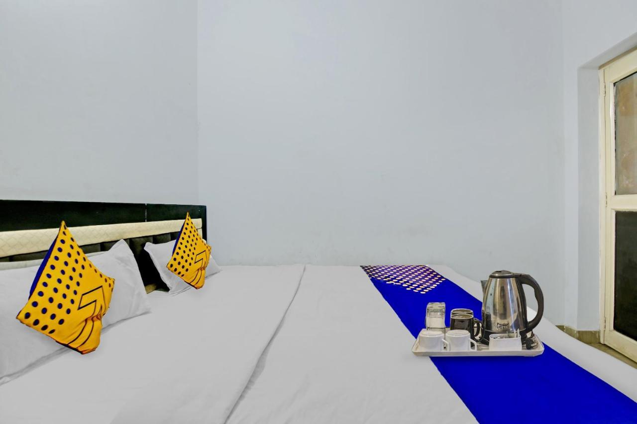 Spot On Shree Naman Guest House Сонипат Екстериор снимка